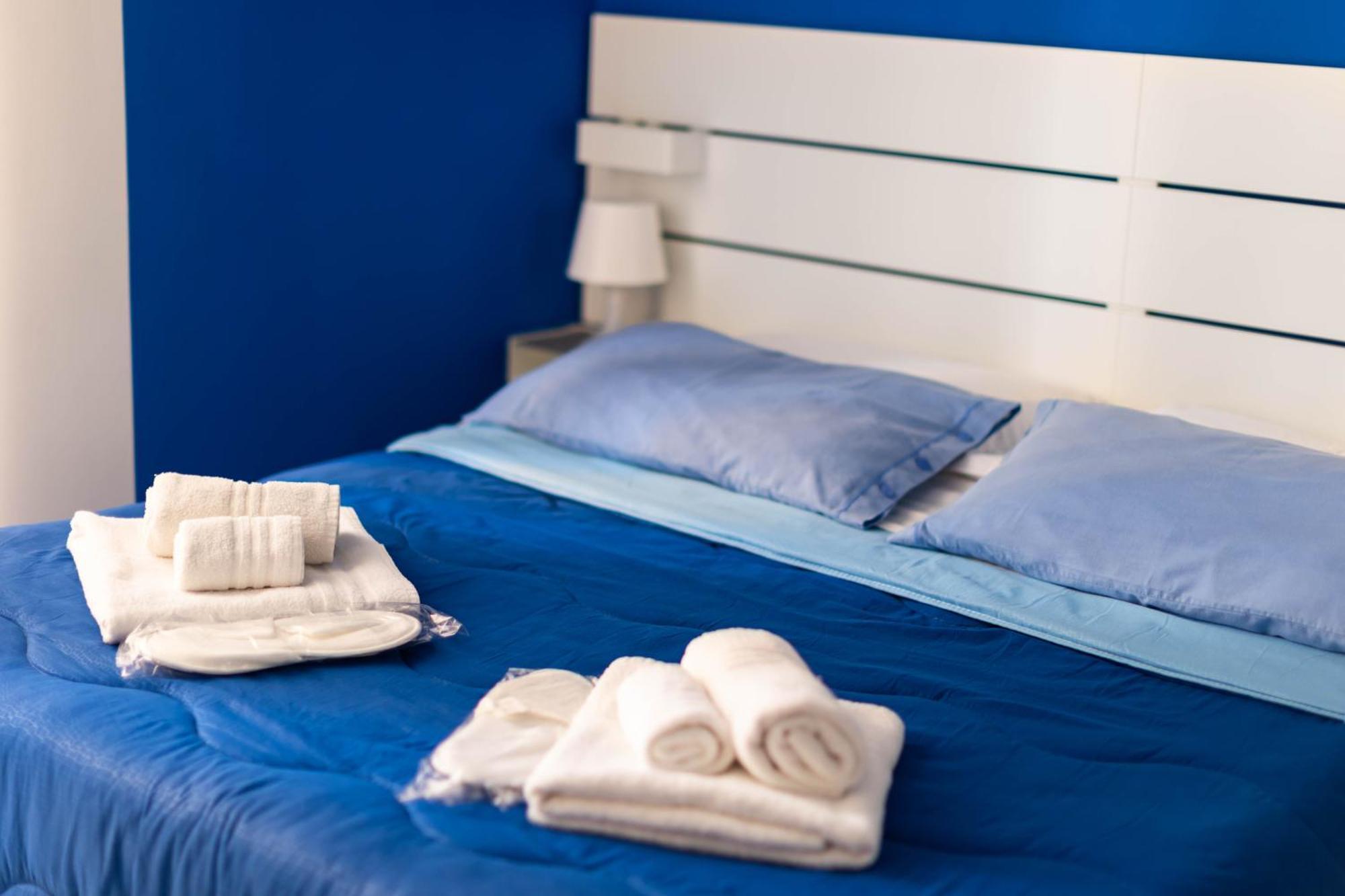 Colori E Note Bed and Breakfast Napels Buitenkant foto