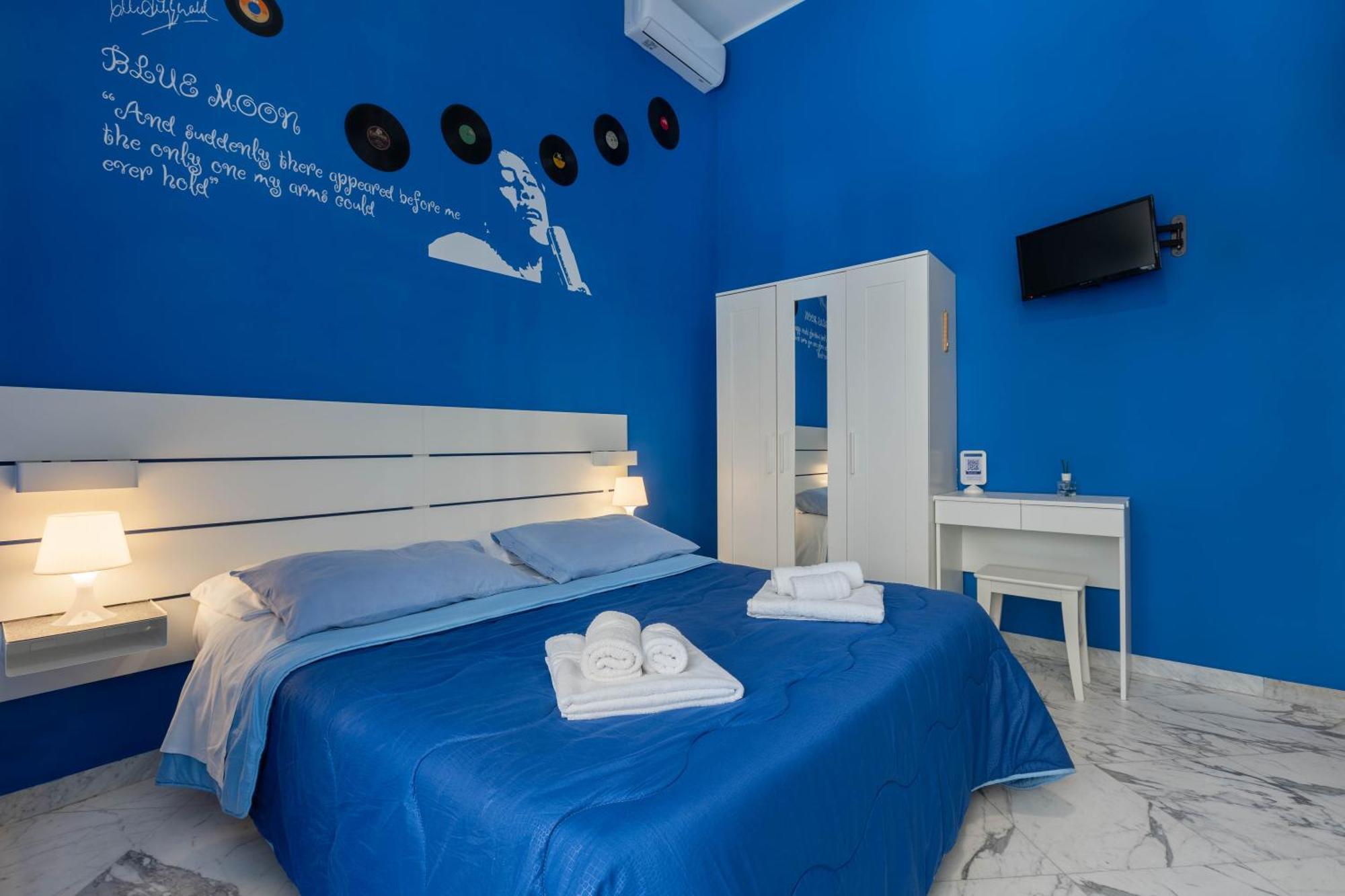 Colori E Note Bed and Breakfast Napels Buitenkant foto