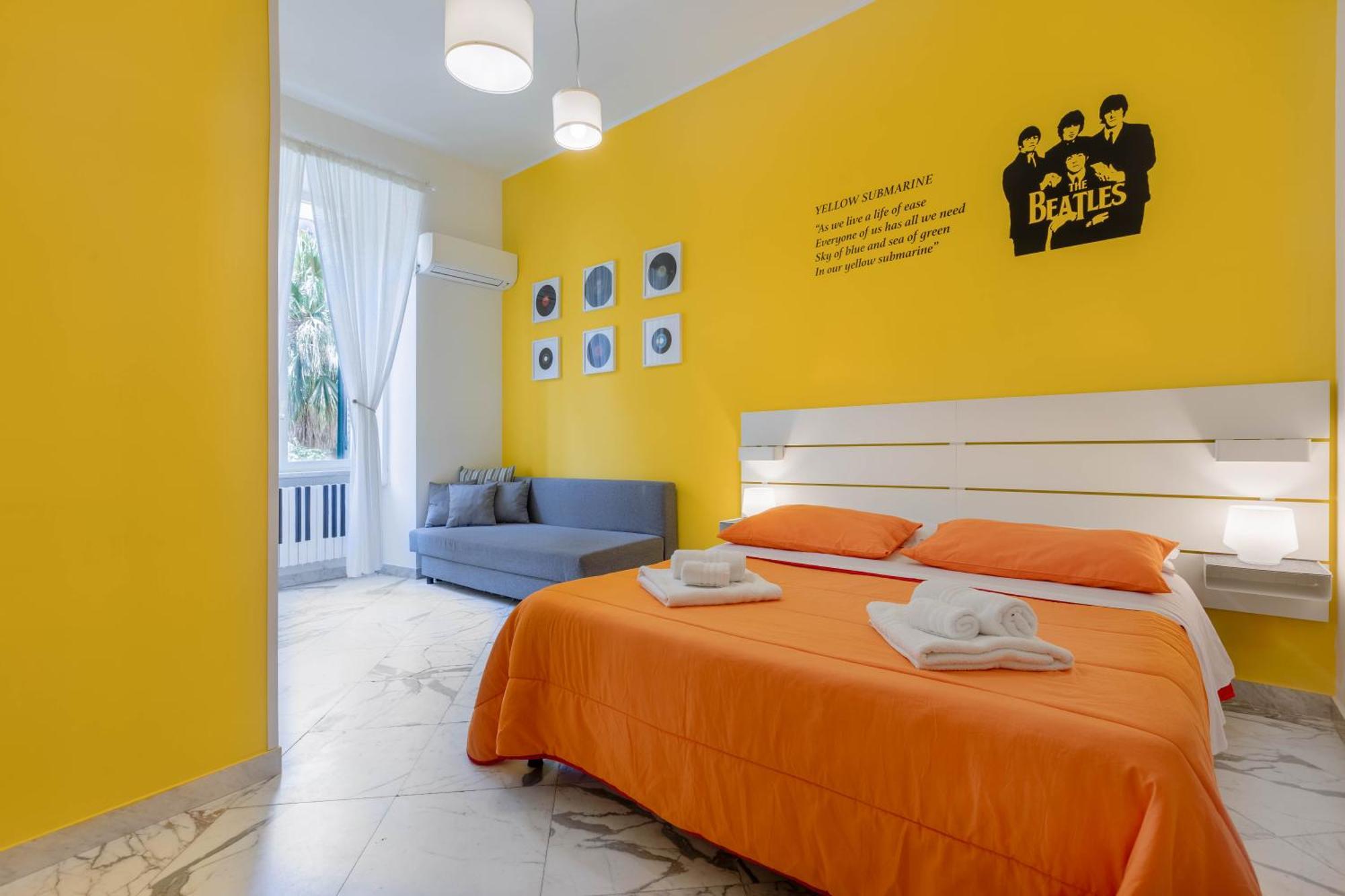 Colori E Note Bed and Breakfast Napels Buitenkant foto